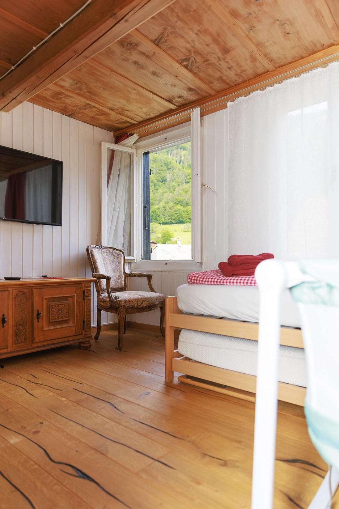 Charming Alpine Retreat By Apartments Capricorn Gsteigwiler Exterior photo